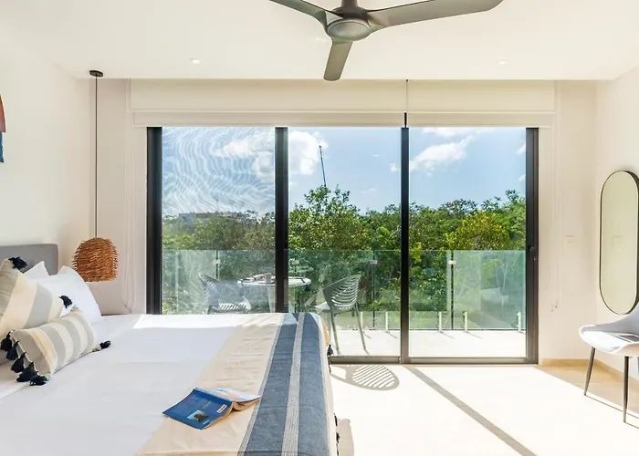 Your Place In With Pool, Gym And Coworking Apartment